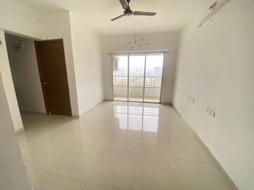 Room in 2 BHK Apartment at Somani Residency, Punawale – for Rent