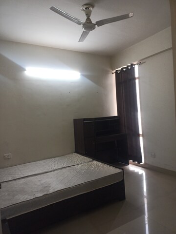 Master Bedroom in 2 BHK Apartment at Suncity Avenue 102, Sector 102 – for Rent