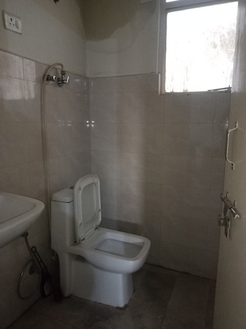 Bathroom in 2 BHK Apartment at Suncity Avenue 102, Sector 102 – for Rent