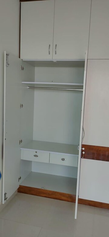 Floor Plan in 3 BHK Apartment at Godrej Woods, Sector 43 – for Rent