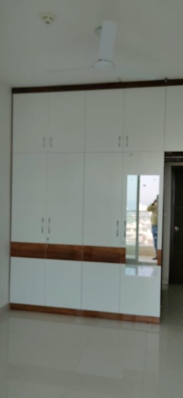 Floor Plan in 3 BHK Apartment at Godrej Woods, Sector 43 – for Rent