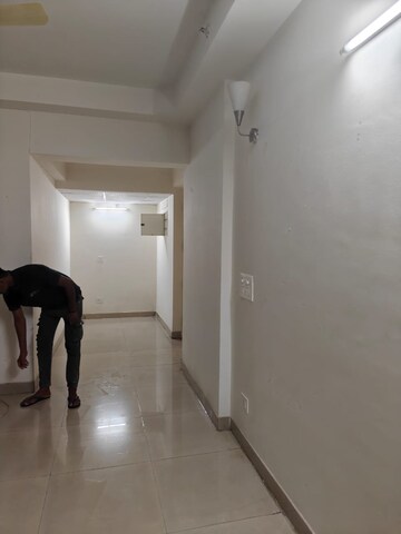 Furnished Amenities in 2 BHK Apartment at Antriksh Golf View, Sector 78 – for Rent