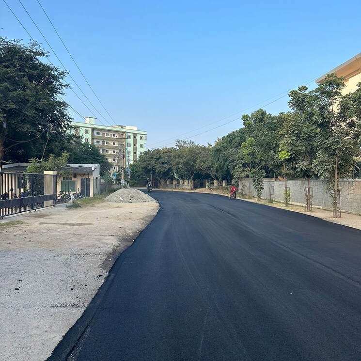 Room, gk-triad  400 Sq.Yd. Plot In Shaili Gardens Hyderabad 8477006