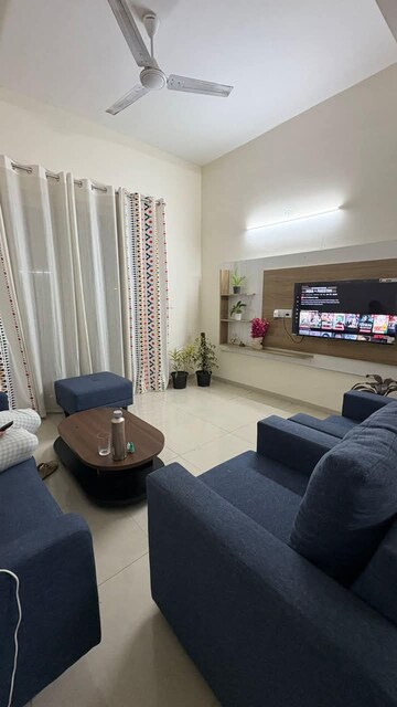 Master Bedroom in 2 BHK Apartment at Amrapali Silicon City, Sector 76 – for Rent