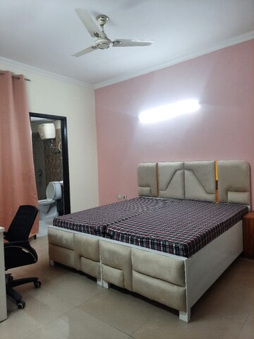 Bedroom in 2 BHK Apartment at Amrapali Silicon City, Sector 76 – for Rent