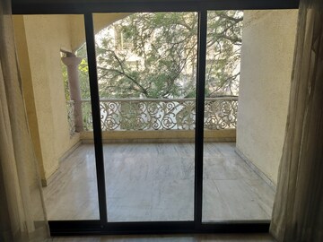 Bedroom in 3 BHK Apartment at Navarangpura – for Rent