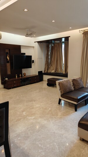 Master Bedroom in 2.5 BHK Apartment at Oberoi Springs, Andheri West – for Sale