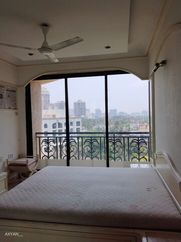Master Bedroom in 3 BHK Apartment at Versova – for Rent