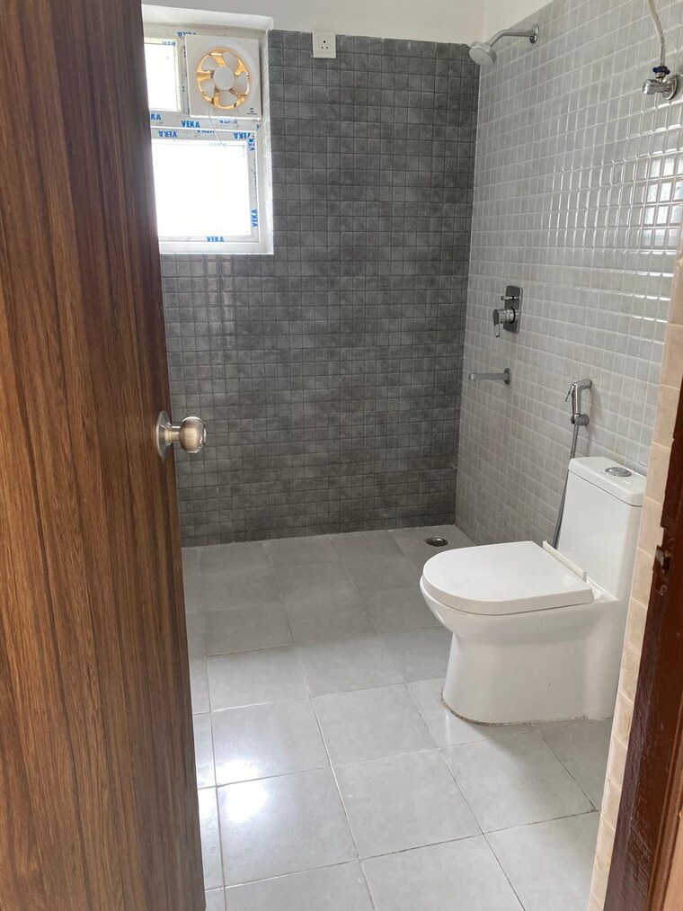 Bathroom, gtm-the-capital 2 Bedroom 1050 Sq.Ft. Apartment In Aman Vihar Dehradun 8477274