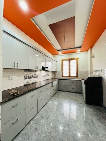2.5 BHK Builder Floor For Rent in Sector 64
