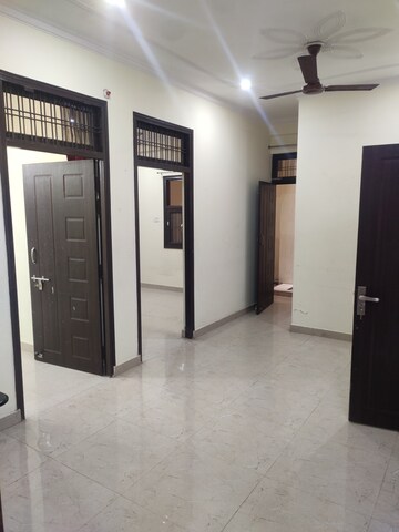 Master Bedroom in 2 BHK Builder Floor at Indira Nagar – for Rent