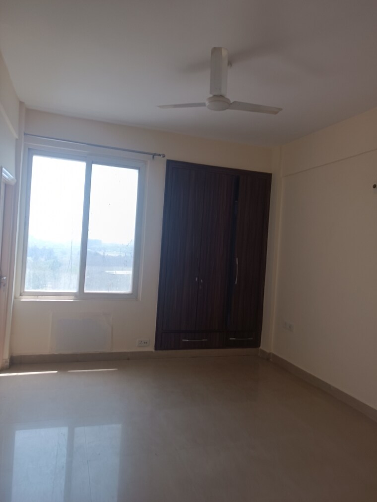 Master Bedroom, parx-laureate 4 Bedroom 4850 Sq.Ft. Apartment In Sector 108 Noida 8477316