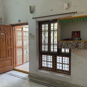 Room in 3 BHK Villa at Devi Kalyan Estates, Vayupuri – for Sale