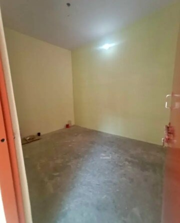 Master Bedroom in 1 BHK Independent House at Aliganj – for Rent