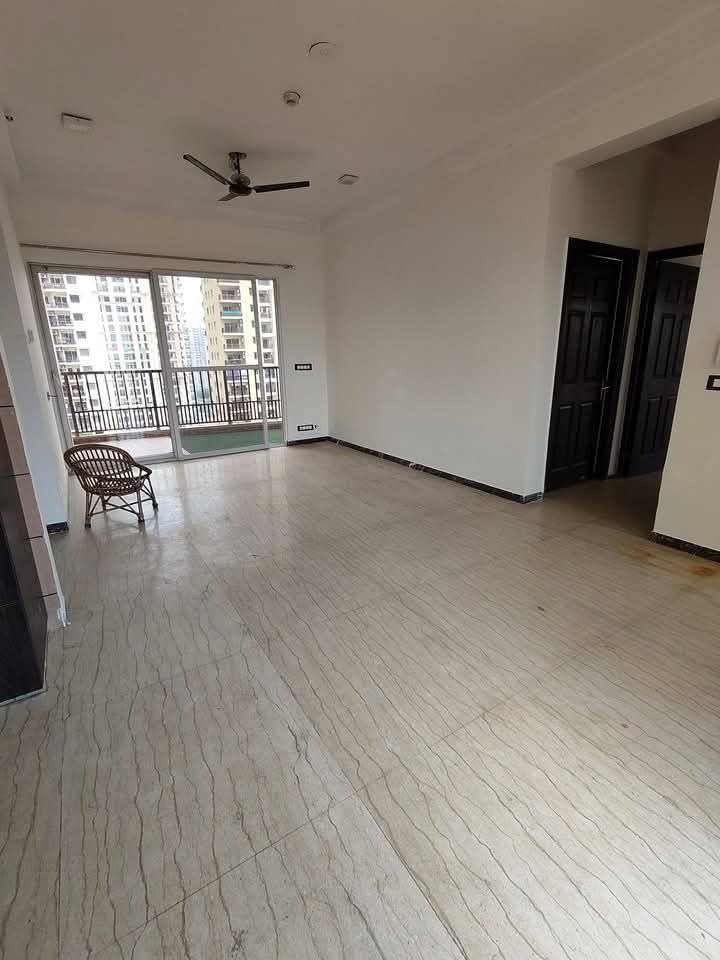 3 BHK + Servant Room Apartment For Sale in Dasnac The Jewel