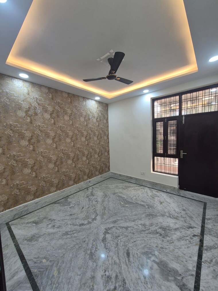 Master Bedroom, sector 91 4 Bedroom 250 Sq.Yd. Builder Floor In Sector 91 Faridabad 8477336