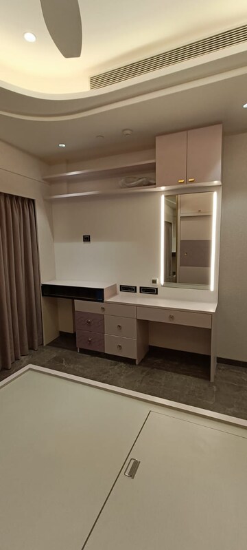 4 BHK Apartment For Rent in Chaitanya Tower, Prabhadevi