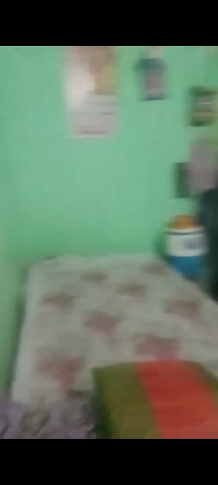 Gym, new ashok nagar 1 Bedroom 250 Sq.Ft. Builder Floor In New Ashok Nagar Delhi 8477350