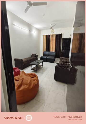 Living Room in 2 BHK Independent House at Gomti Nagar – for Rent