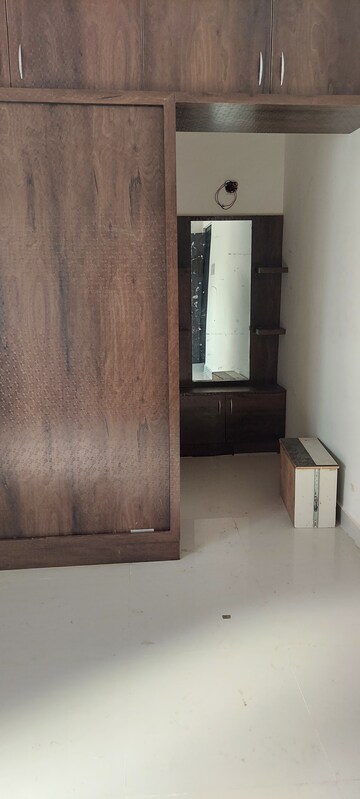 Room in 3 BHK Villa at Bollaram Industrial Area – for Rent