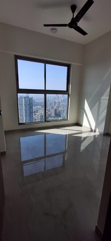 Room in 2 BHK Apartment at Sheth Irene, Malad West – for Rent