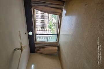  2.5 BHK Apartment at Kalpataru Aura, Ghatkopar West – for Rent