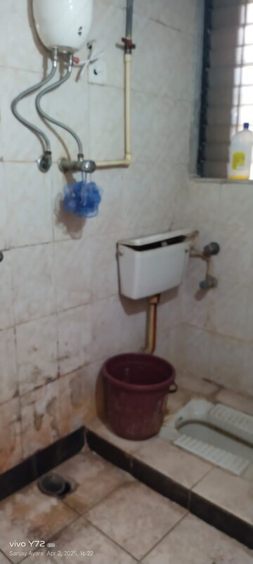 Bathroom in 2.5 BHK Apartment at Riddhi Tower, Malad East – for Sale