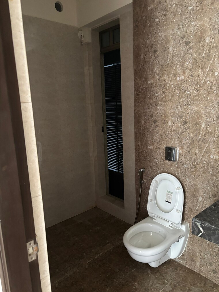 Bathroom, dhaval-sunrise-orlem 3 Bedroom 1110 Sq.Ft. Apartment In Malad West Mumbai 8477460