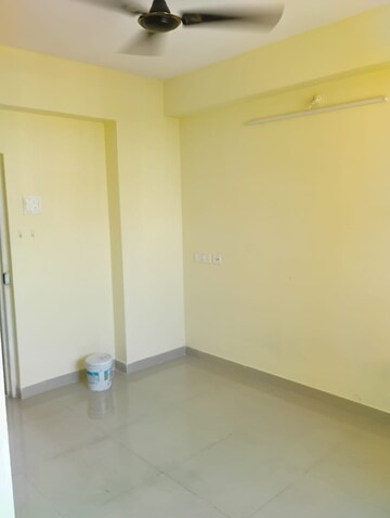 2 BHK Apartment For Rent in Goregaon West