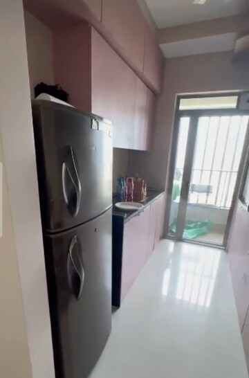 Master Bedroom in 2 BHK Apartment at Kalpataru Paramount, Kapur Bawdi – for Rent