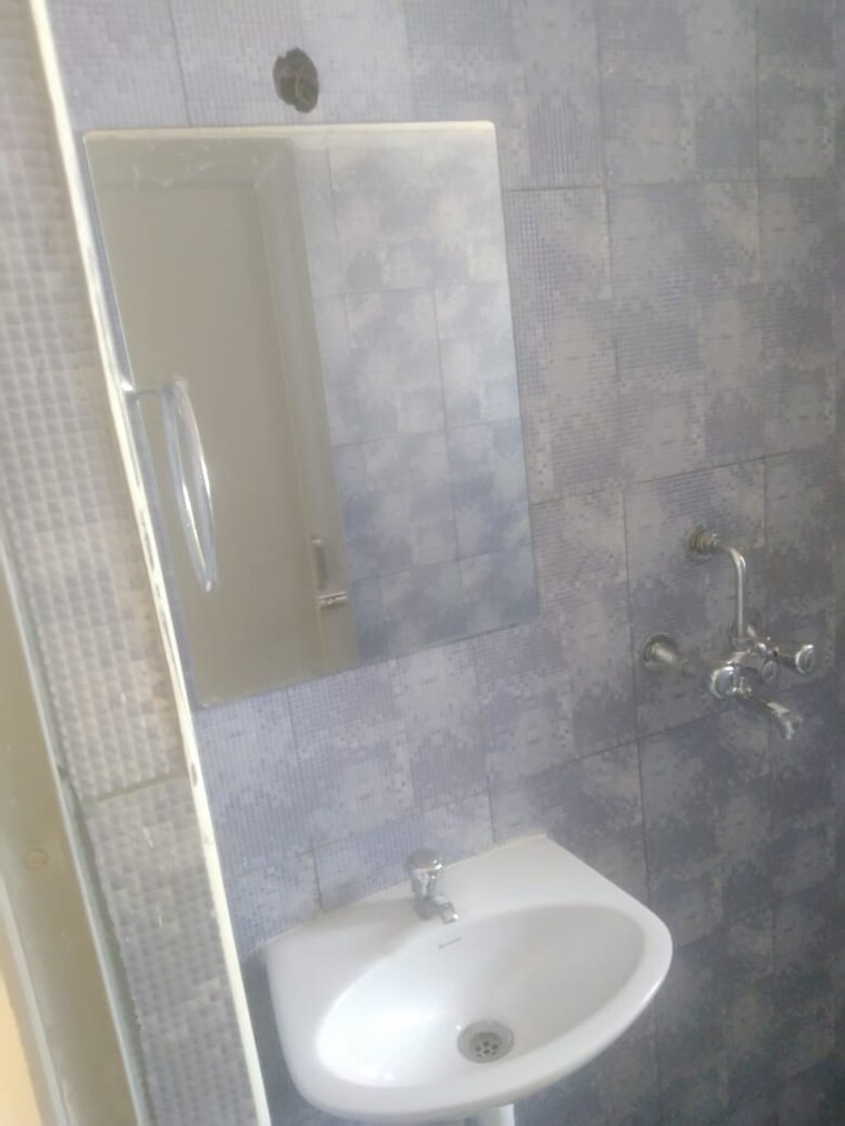 Bathroom, bengal-peerless-avidipta 2 Bedroom 700 Sq.Ft. Apartment In Em Bypass Kolkata 8477589