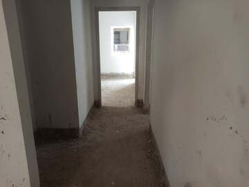 Room in 3 BHK Apartment at Kondapur – for Sale
