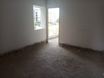 Room in 3 BHK Apartment at Kondapur – for Sale