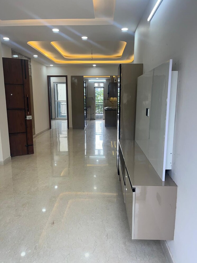 Room, sector 57 3.5 Bedroom 202 Sq.Yd. Builder Floor In Sector 57 Gurgaon 8477626