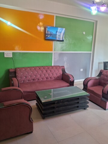 2.5 BHK Apartment For Rent in Aims Golf City, Sector 75