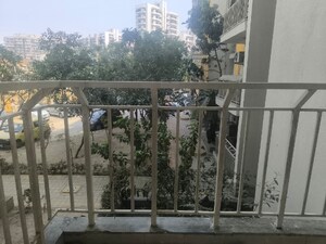 Swimming Pool in 2 BHK Apartment at BPTP Park Grandeura, Sector 82 – for Sale