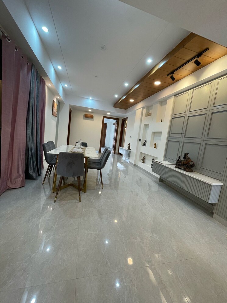 Gym, sector 67 4 Bedroom 2200 Sq.Ft. Builder Floor In Sector 67 Gurgaon 8477741