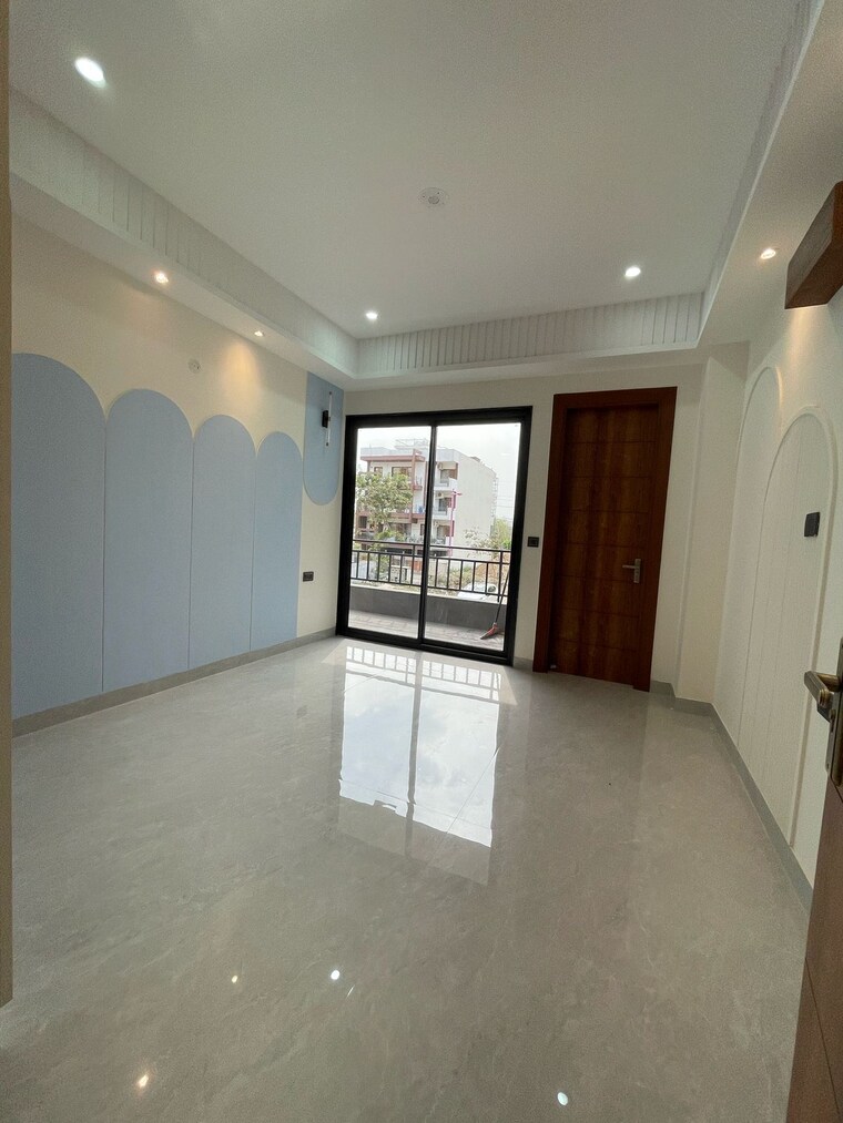 Master Bedroom, sector 67 4 Bedroom 2200 Sq.Ft. Builder Floor In Sector 67 Gurgaon 8477741