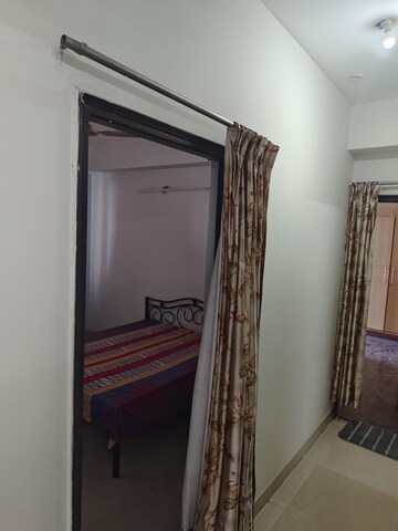 Bedroom in 2.5 BHK Apartment at RG Residency, Sector 120 – for Rent