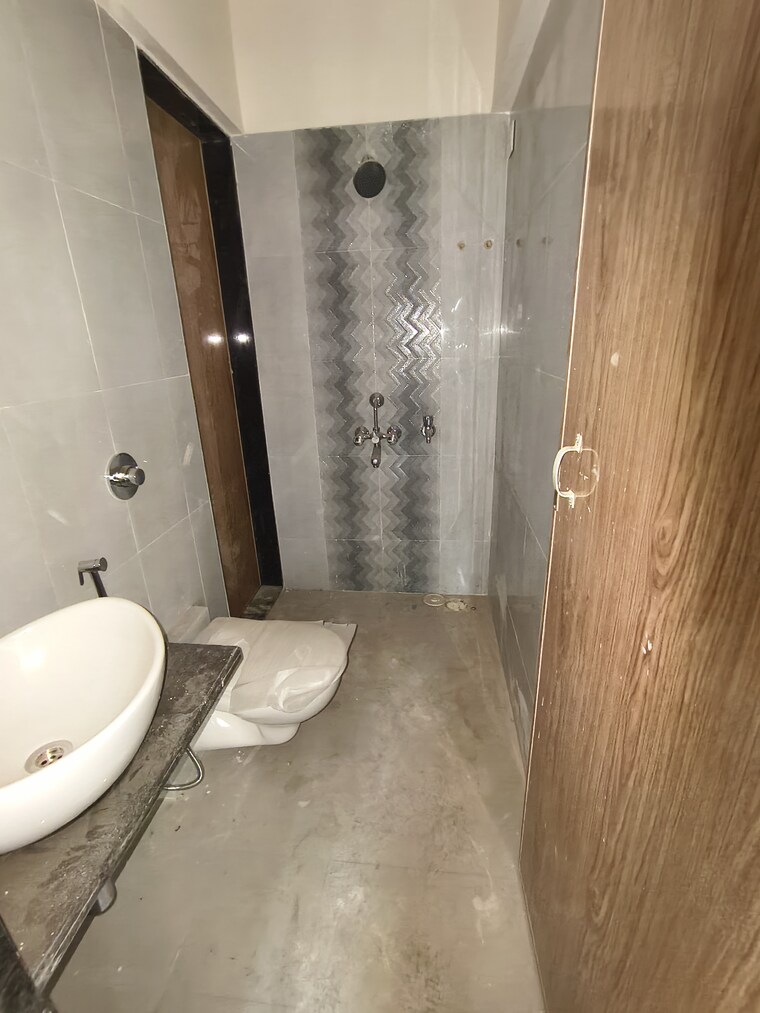 Bathroom, vihang-hills 1 Bedroom 650 Sq.Ft. Apartment In Ghodbunder Road Thane 8477771