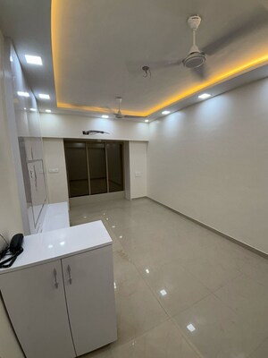 Room in 1.5 BHK Apartment at Sai Abhishek CHS, Goregaon East – for Sale