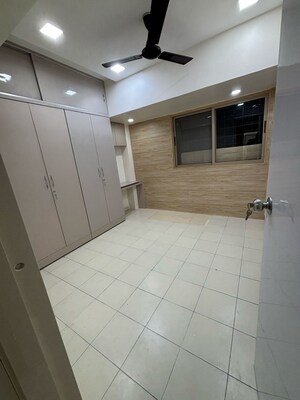 Room in 1.5 BHK Apartment at Sai Abhishek CHS, Goregaon East – for Sale