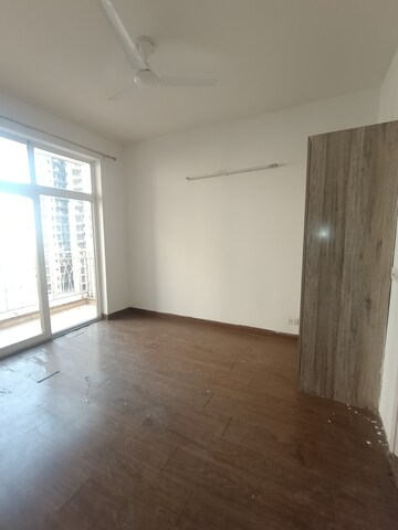 Floor Plan in 2 BHK Apartment at Mahagun Mywoods, Sector 16c Greater Noida – for Rent