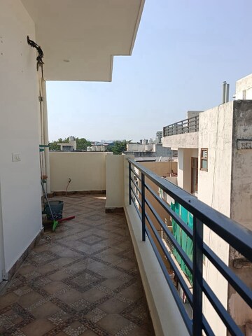 Balcony in 3 BHK Builder Floor at Sector 45 – for Rent