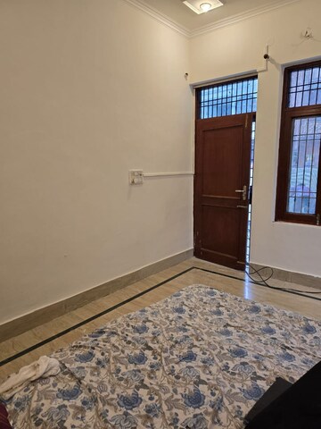  3 BHK Independent House at Sector 31 – for Rent