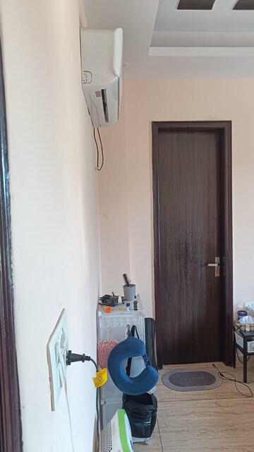 Living Room in 3 BHK Builder Floor at Sushant Lok 3, Sector 57 – for Rent