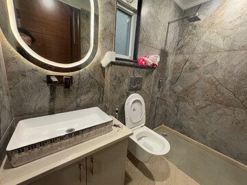 Bathroom in 4 BHK Builder Floor at Ansal Sushant Lok I, Sector 43 – for Rent