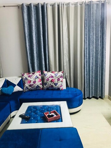 Bedroom in 3 BHK Builder Floor at Sector 38 – for Rent