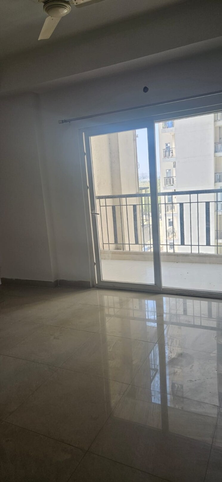 Master Bedroom, proview-officer-city-2 3 Bedroom 1315 Sq.Ft. Apartment In Raj Nagar Extension Ghaziabad 8477897