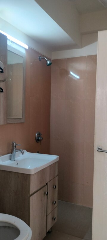 Bathroom in 3 BHK Apartment at Emaar Emerald Floors Premier, Sector 65 – for Rent